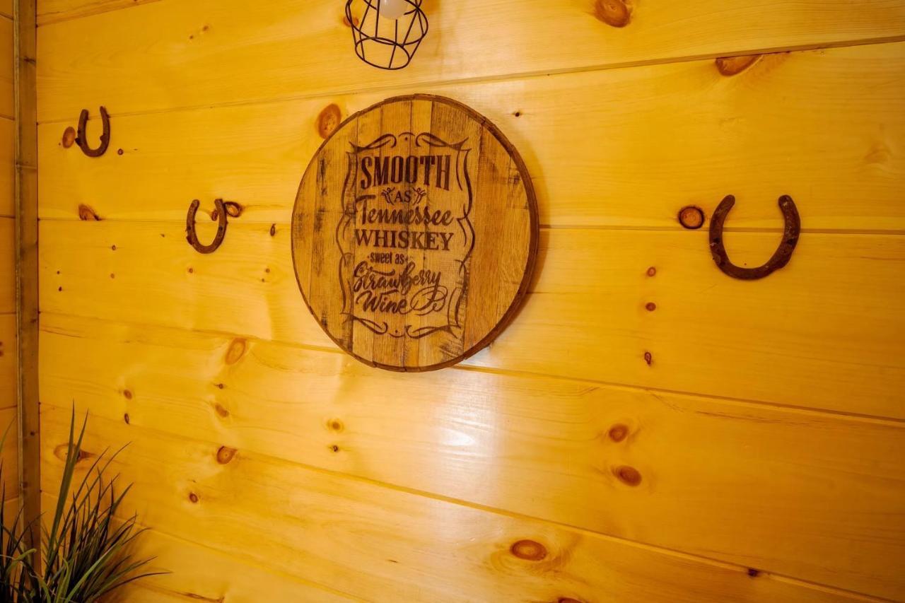 Barrstone Ranch Sevierville Bagian luar foto