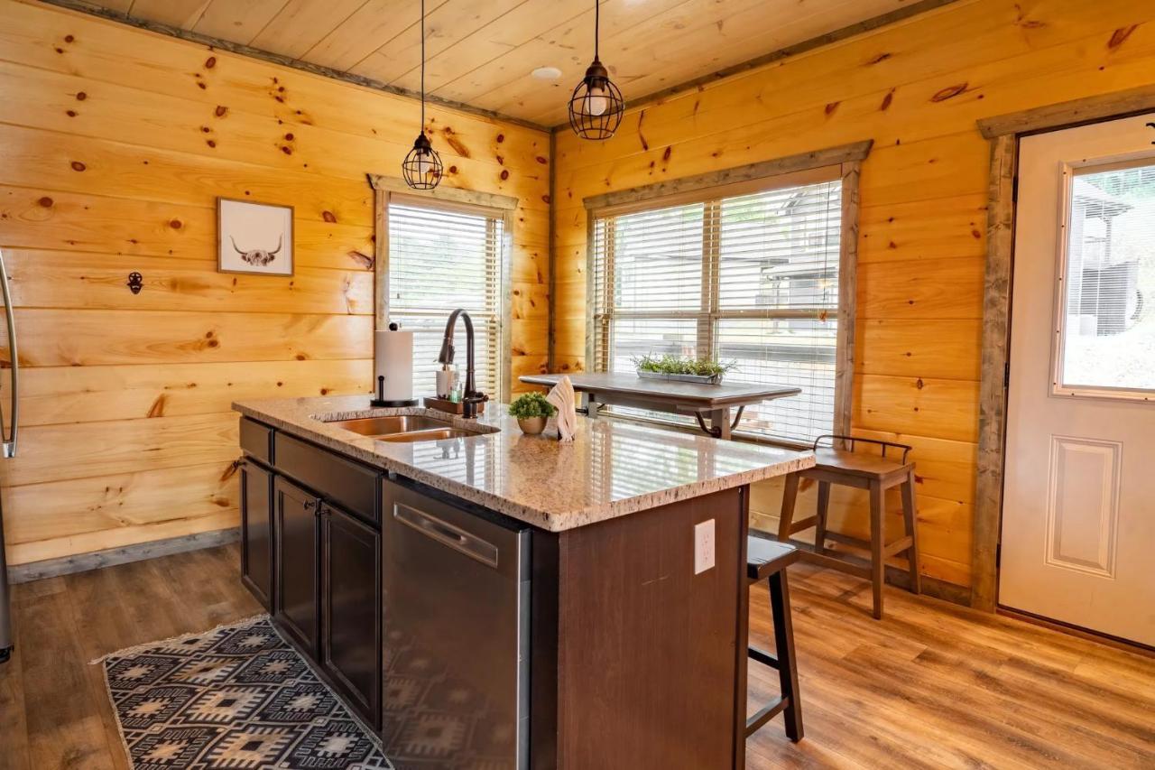 Barrstone Ranch Sevierville Bagian luar foto